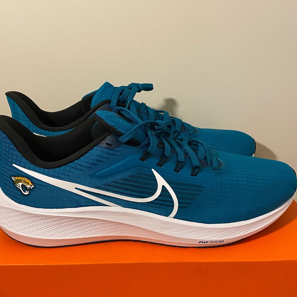 New Mens Jacksonville Jaguars Teal Green Nike Air Zoom Pegasus 39 Shoes